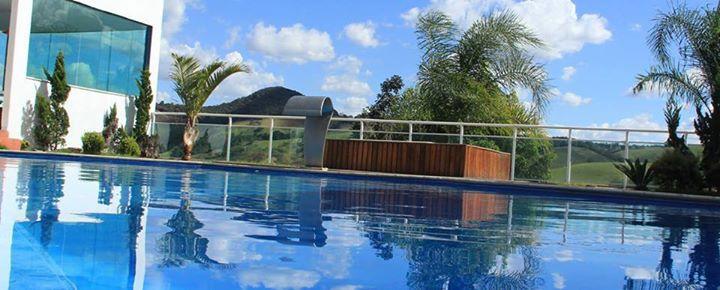 Clube Aurora - Piscina em Brumadinho