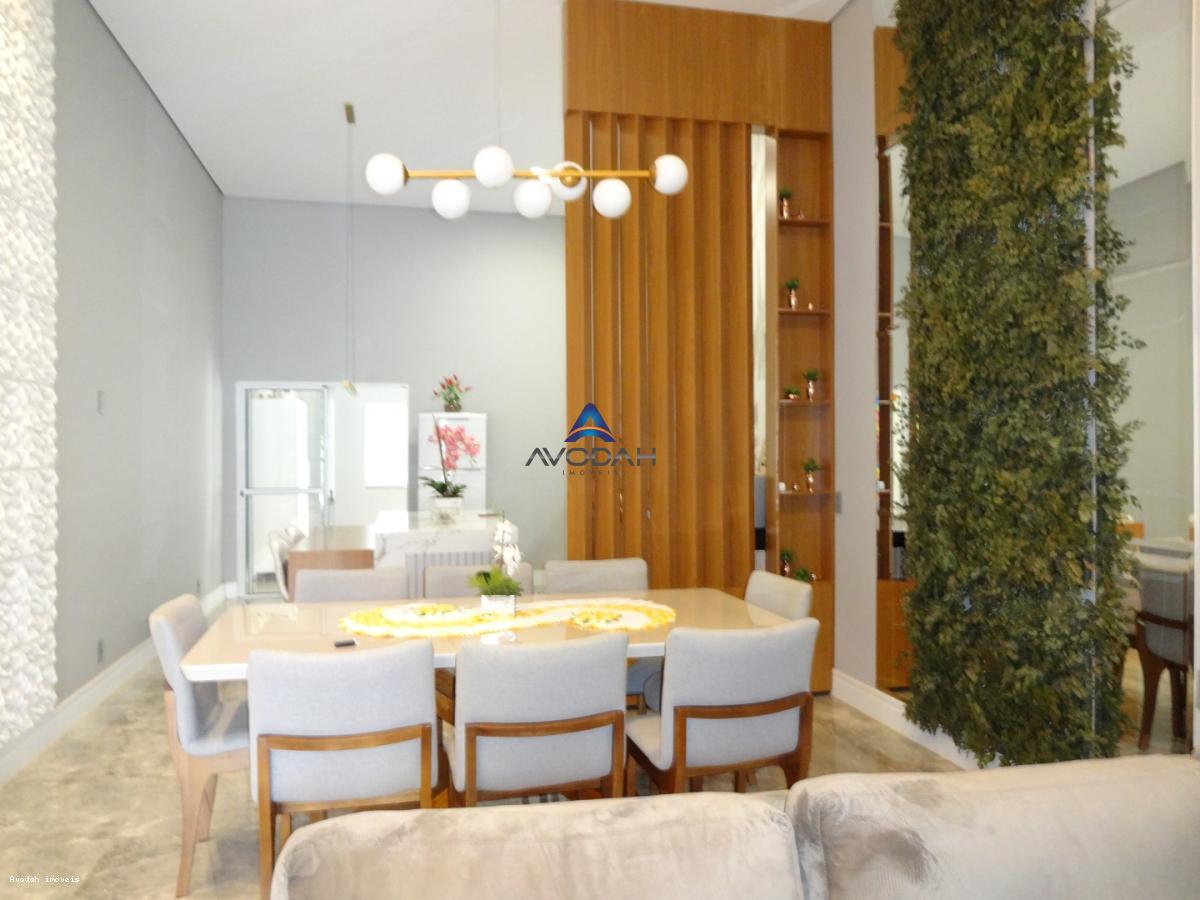 Casa para alugar com 3 quartos, 1000m² - Foto 3