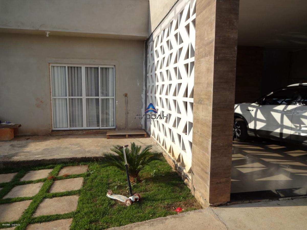 Casa para alugar com 3 quartos, 1000m² - Foto 10