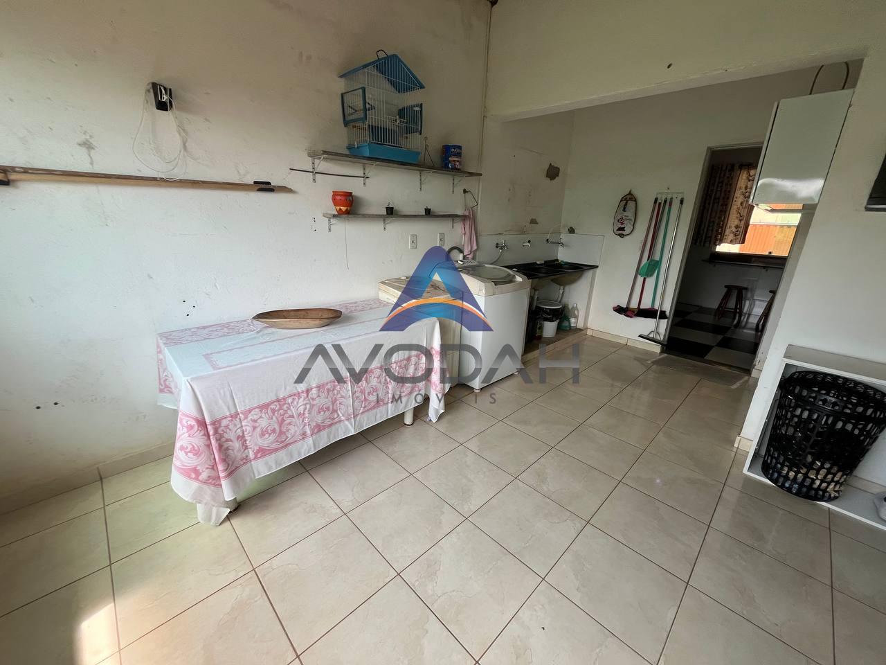 Casa para alugar com 3 quartos, 250m² - Foto 28