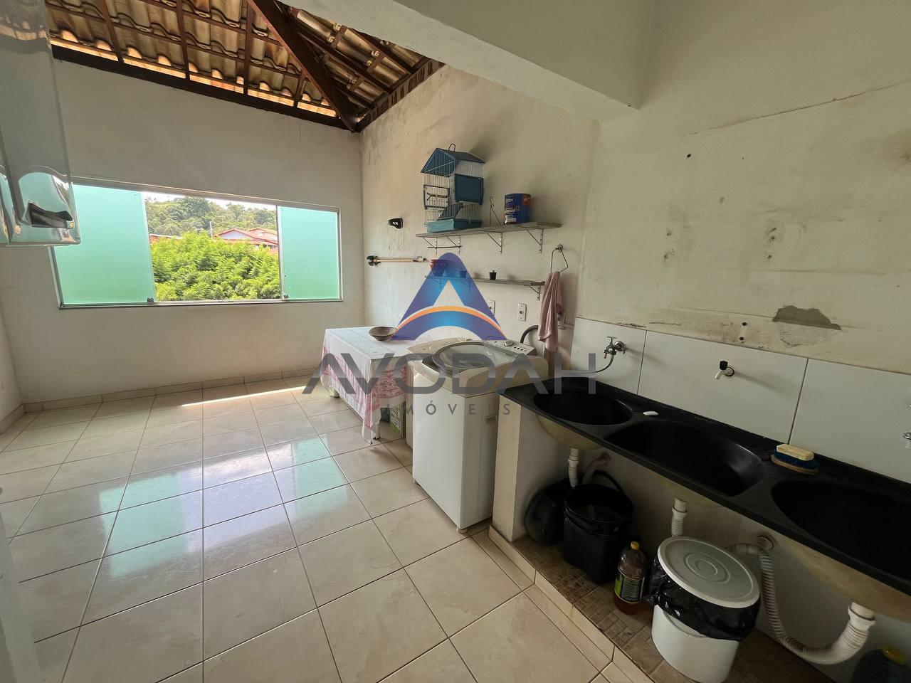 Casa para alugar com 3 quartos, 250m² - Foto 29