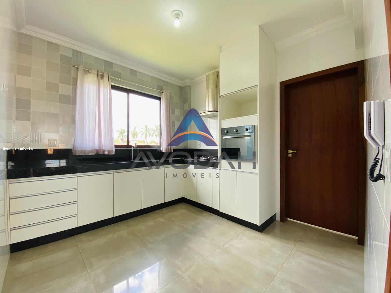 Apartamento à venda com 3 quartos, 360m² - Foto 12