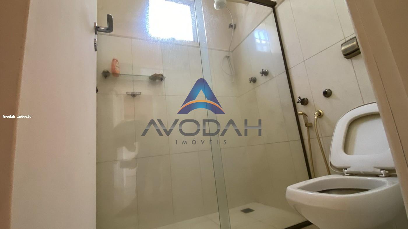 Casa para alugar com 3 quartos, 200m² - Foto 19